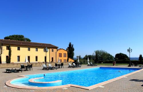 Capraia e Limite House | Il Borgo di Montereggi