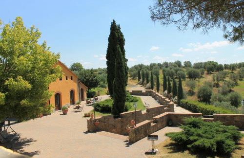 Capraia e Limite House | Il Borgo di Montereggi