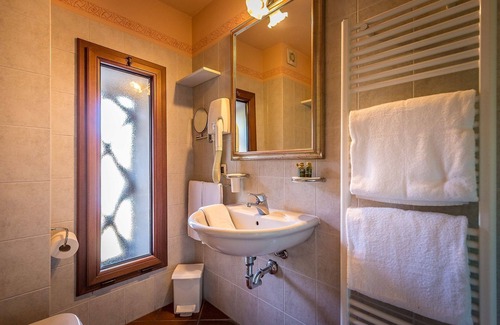 Signa Hotel | Il Borgo Di Villa Castelletti