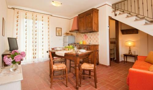 Monte del Lago House | Il Borgo sul Lago