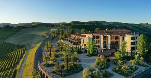 Serralunga d'Alba Hotel | Il Boscareto Resort & Spa