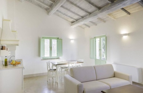 Marsciano Apartment | Il Calato elegant intimate suite