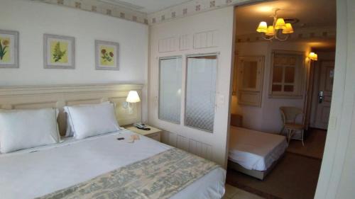 Jurere Internacional Apartment | Il Campanario
