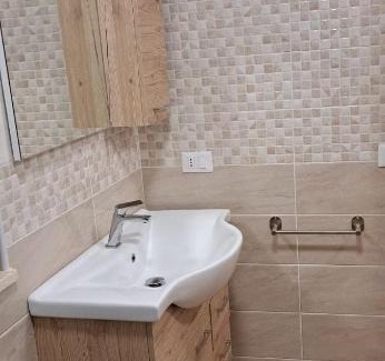 Castel Frentano House | Il cardillo