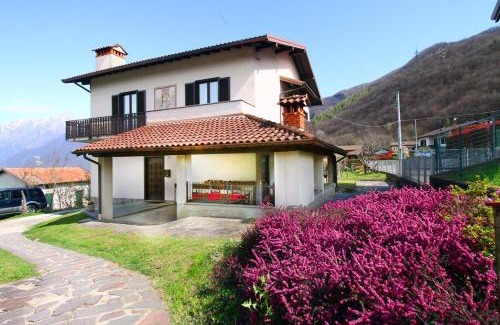 Colico Piano Apartment | Il castagneto