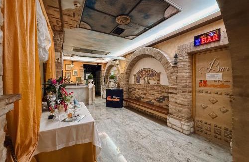 Piane d'Archi-Quadroni Hotel | Il Castello di Perano
