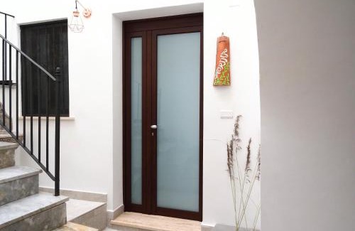 Lustra House | Il Cortiletto