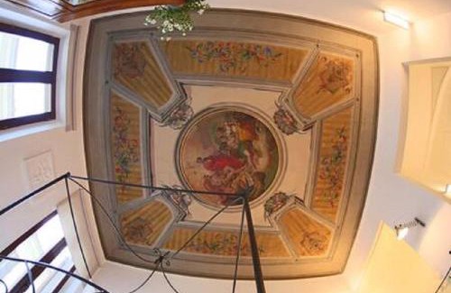 Sant' Ambrogio Apartment | Il dipinto sopra i sogni