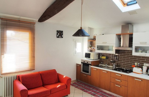 Scandellara House | "Il Focolare" apartment, comfortable attic in a strategic position