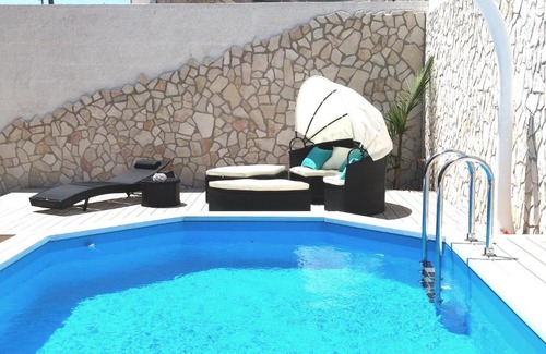 Taranto Bed & Breakfast | Il Giardino delle Jacaranda