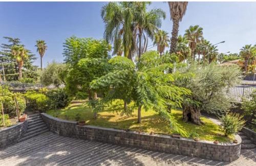 Aci Sant'Antonio Apartment | Il Giardino di Pietra