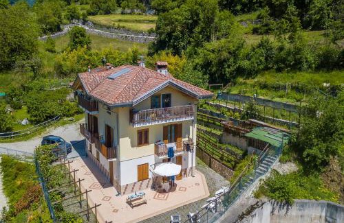 Ville del Monte House | Il Giardino In Montagna Family Friendly- Happy Rentals