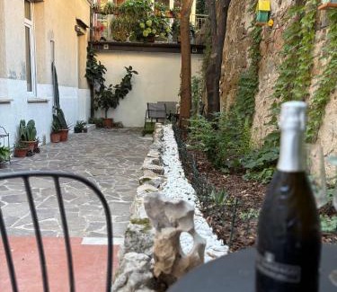 Roiano-Gretta-Barcola-Cologna-Scorcola Apartment | Il Giardino Nascosto