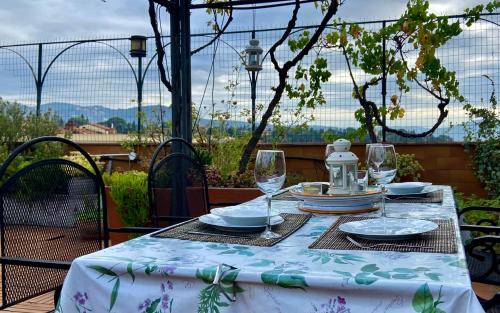 Careggi Rifredi Apartment | Il giardino sospeso di Anna