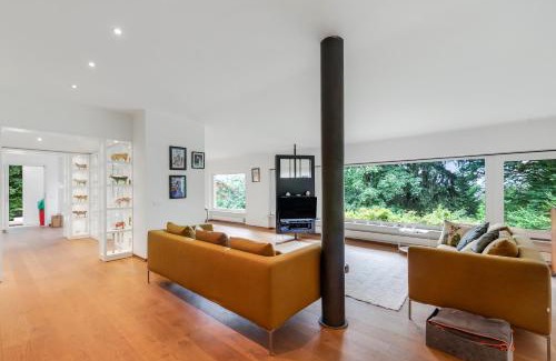 Ex Sottostazione Apartment | Il Gioiellino Pool and Sauna