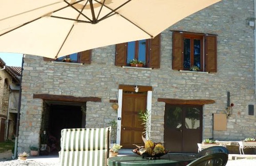 Monastero Bormida House | Il Grappolo In Langa