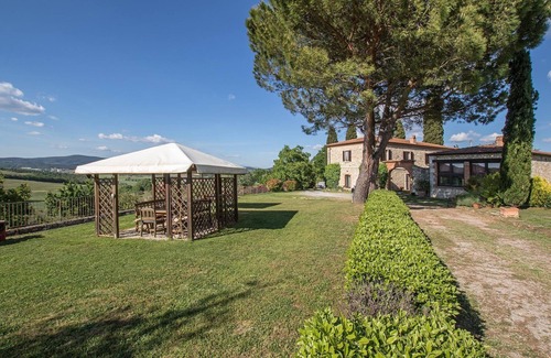 Rapolano Terme Apartment | Il Loggiato, 2 bedrooms apartment with a view