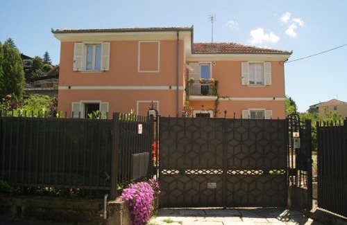 Acqui Terme Apartment | Il Melo Antico - appartamenti in villa d'epoca nel cuore del Monferrato