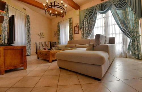 Santu Pietru House | Il-Misrah Farmhouse