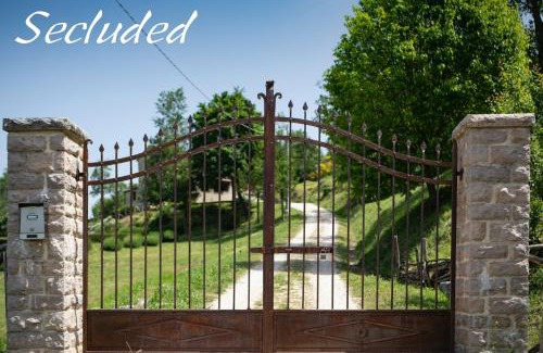Pietralunga Villa | Il Monte