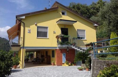 Carozzo Bed & Breakfast | Il Murice