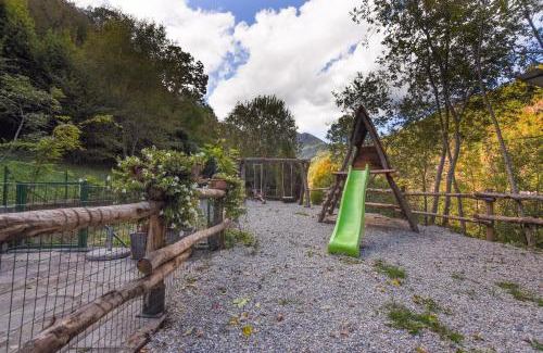 Monterosso Grana Cabin | IL NIDO DEL FALCO