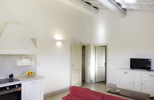 Marsciano Apartment | Il Papavero lovely suite with park view