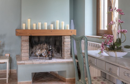Collesanto Apartment | Il Rustico: converted Umbrian taverna