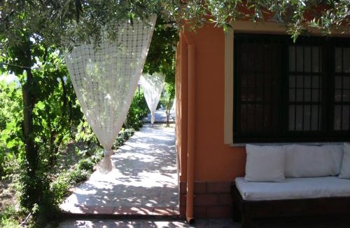 Gaggi House | Il Vigneto "Cottage"