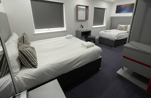 Seven Kings Hotel | Ilford Hotel Goodmayes