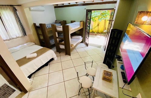 Centro Comercial House | ILHABEACH GUESTHOUSE