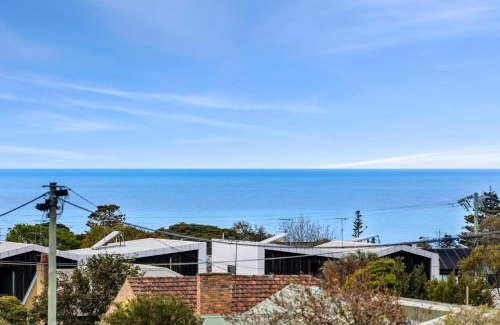 Torquay House | Illume - Light, Warm, Contemporary Designer Luxury