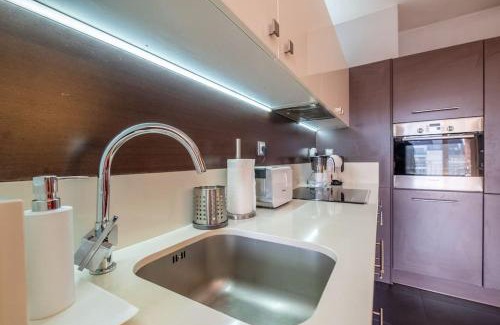 Sofia City Center Apartment | iLonka's Home 1 BDR with Workspace and Terrace