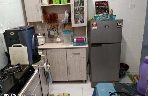 Pusat Komersil Lee Ling Apartment | IMAN HOMESTAY : PRIMA HOMES MATANG APARTMENT