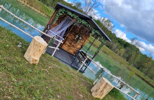Vrbovec House | Imanje Ivandic