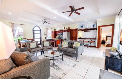 Bejuco Villa | Immaculate 3 bedroom, 3 bathroom private villa with private pool