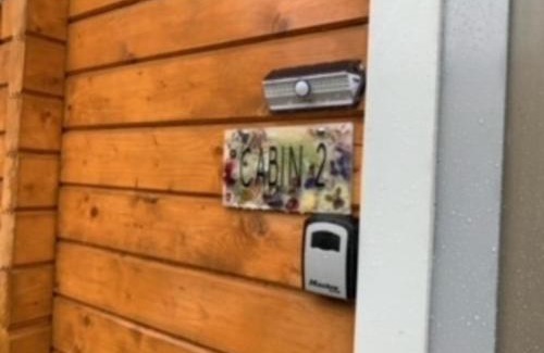 Allanfearn House | Immaculate cabin 5 mins to Inverness dogs welcome
