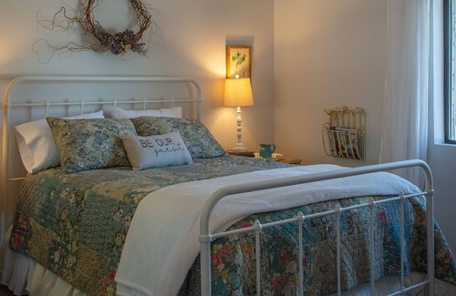 Camelback East House | Immaculate Cottage Retreat with Saltwater Pool