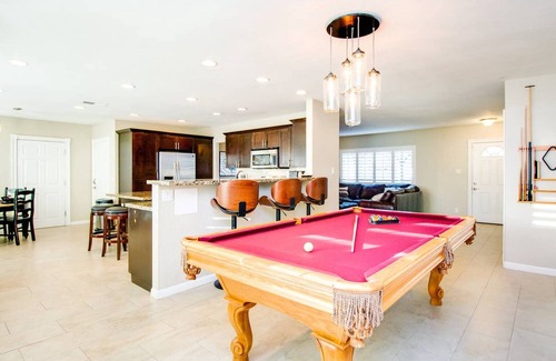 South Scottsdale House | Immaculate Home Near Old Town Scottsdale and Asu!