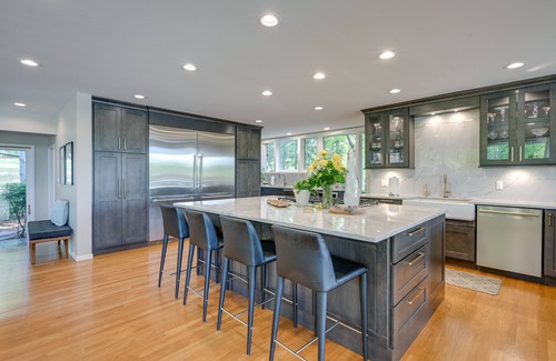 Howell Villa | Immaculate Howell Villa on Pardee Lake w/Grill!