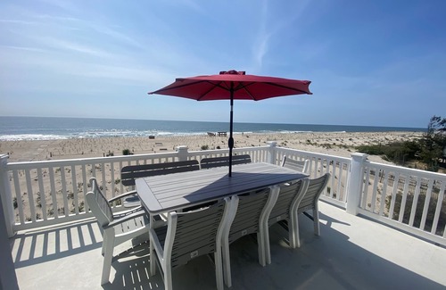 Holgate House | Immaculate Oceanfront Single Family Home in Holgate