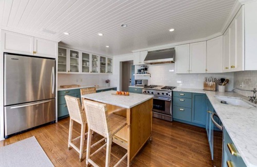 Shelter Island House | Immaculate Shelter Island Farmhouse with Pool and Minutes to Beach