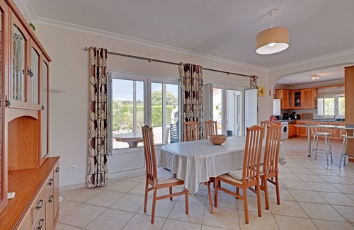 Aljezur House | IMMACULATE SPACIOUS THREE BEDROOM VILLA WITH POOL