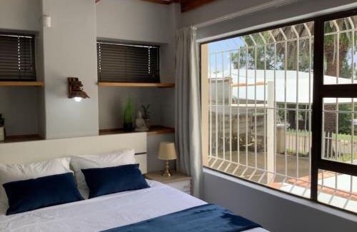 Ladysmith Apartment | Impala Suite -Entire Unit- 2 bedroom with 1 ensuite bathroom
