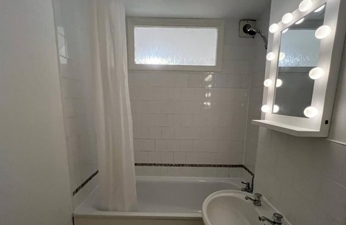 Grays Apartment | Impeccable 2-Bed Apartment in Grays, London