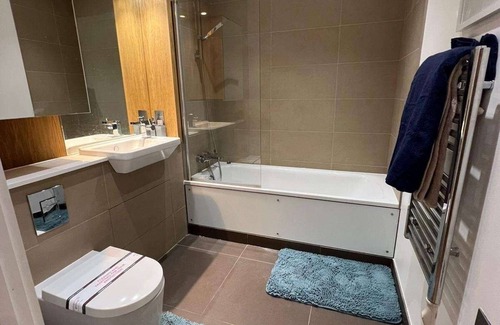Erith Apartment | Impeccable 2-bed Apartment in Erith