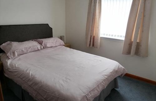 Wick Apartment | Impeccable 2-Bed Flat in Wick