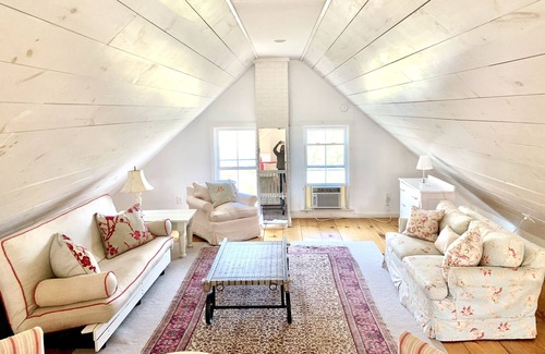 North Yarmouth House | Impeccable estate for 12 ppl, 1 hour to ski