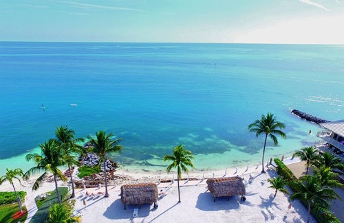 Key Colony Beach Apartment | Impeccably Clean Key Colony Beach Condo Oceanfront Complex