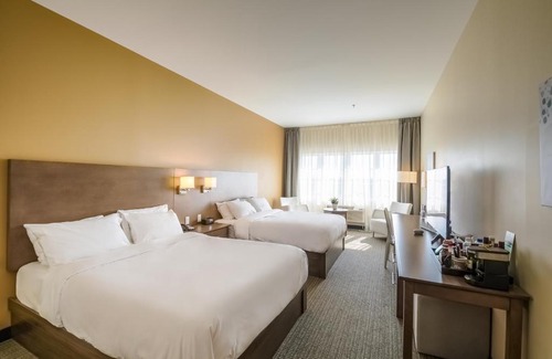 Terrebonne Hotel | Imperia Hôtel et Suites Terrebonne